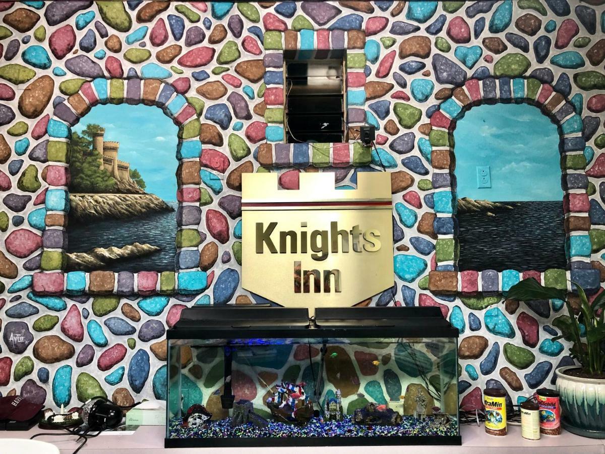 Knights Inn Берия Екстериор снимка